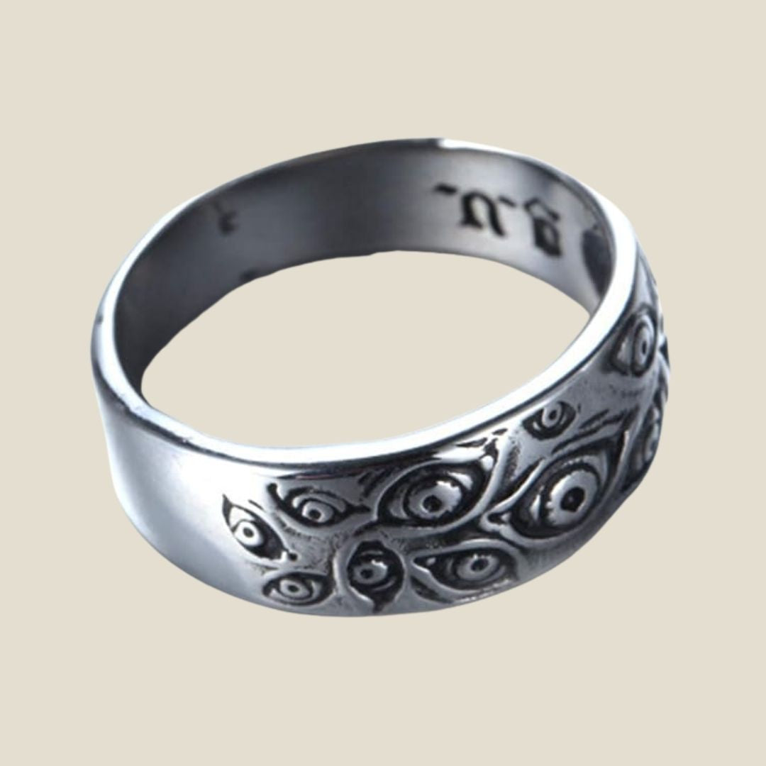 Tristan – Gotischer Bandring mit kunstvollem Augen-Design